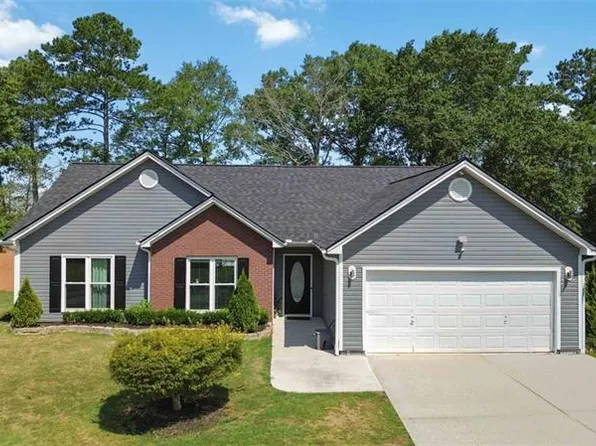 252 Natchez Cir, Winder, GA 30680