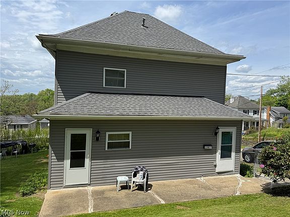 2nd image of 1126 Jennings Ave