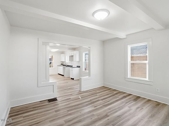 5th image of 328 N Franklin St