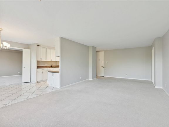 5th image of 1001 City Ave Unit Ed616