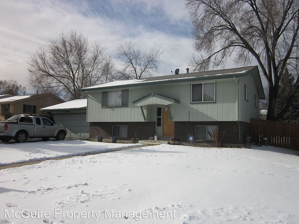 2nd image of 7439 Pierce St
