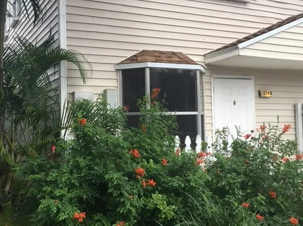 2749 NE 15th St, Pompano Beach, FL 33062