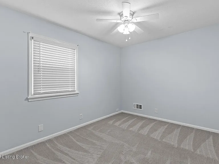 8016 Cortland Dr — Photo 14
