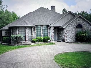 7023 Glacier Dr, Dallas, TX 75227