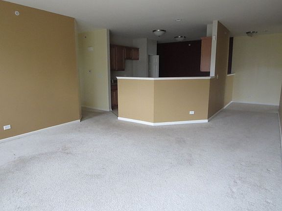 4th image of 10200 Mulberry Ln #K