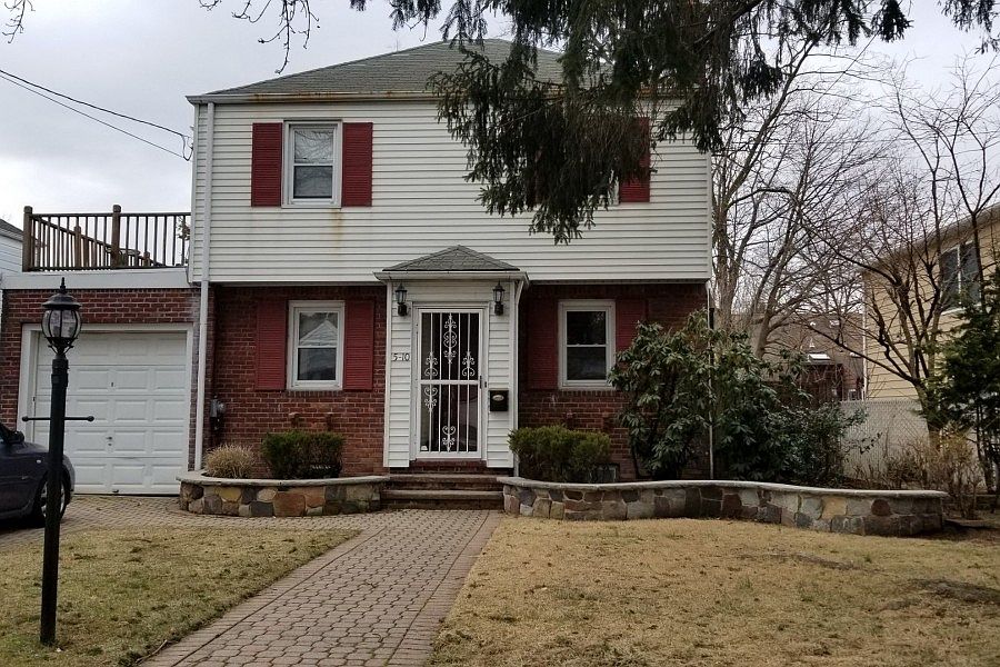 1st image of 5-10 17th St