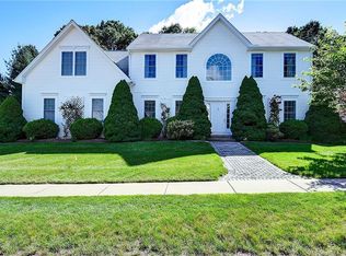 44 Island Grn, Glastonbury, CT 06033
