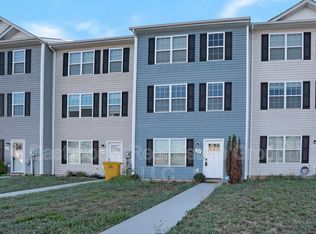 30 Baltic Ct, Inwood, WV 25428