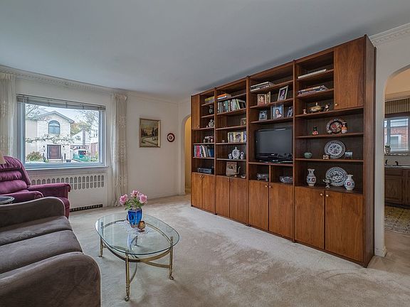 3rd image of 8021 214th St