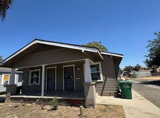 435 1/2 Reddington Ave, Hanford, CA 93230