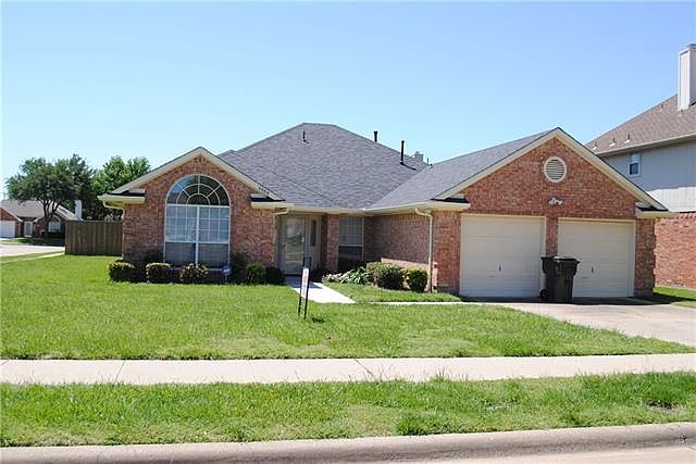 1st image of 4000 Breanna Way