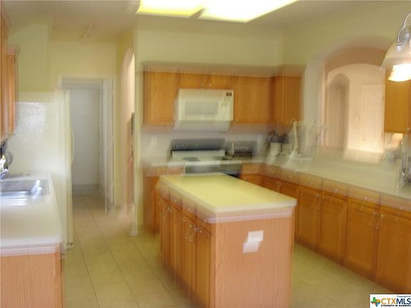 4th image of 841 Fair Ln