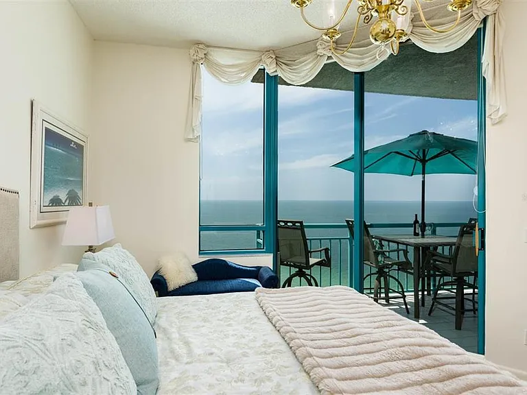 1560 Gulf Blvd #1605 — Photo 25