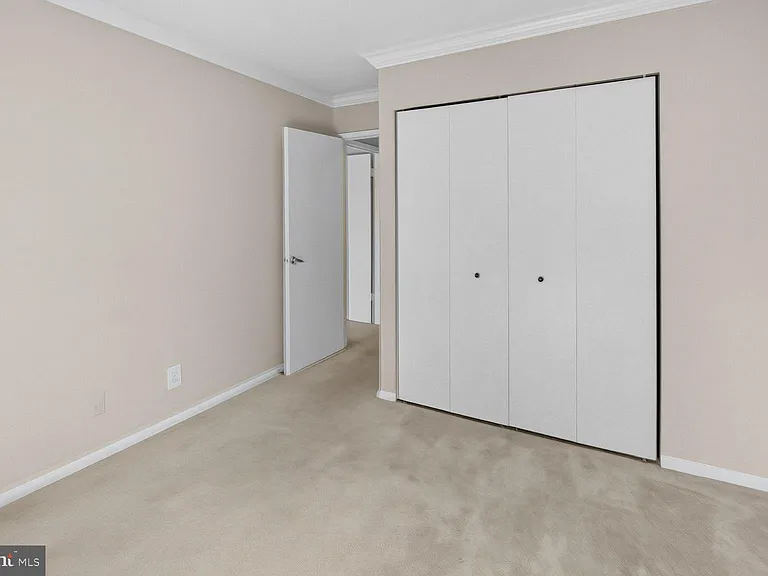 5915 Tamar Dr #11 — Photo 6