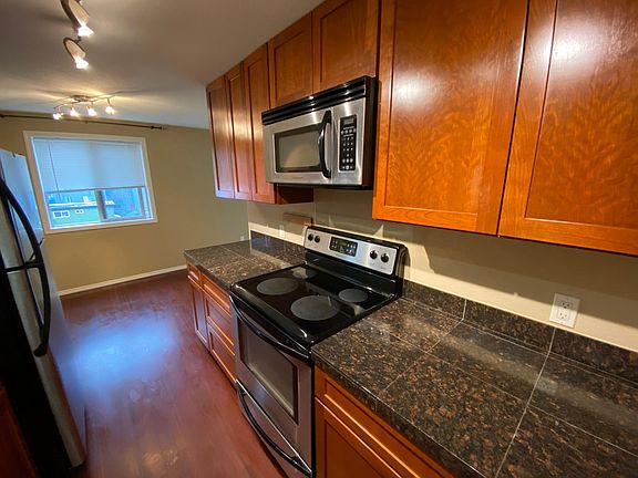 3rd image of 14300 32nd Ave NE APT 302