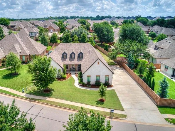 3124 Alpine Dr, Edmond, OK 73012