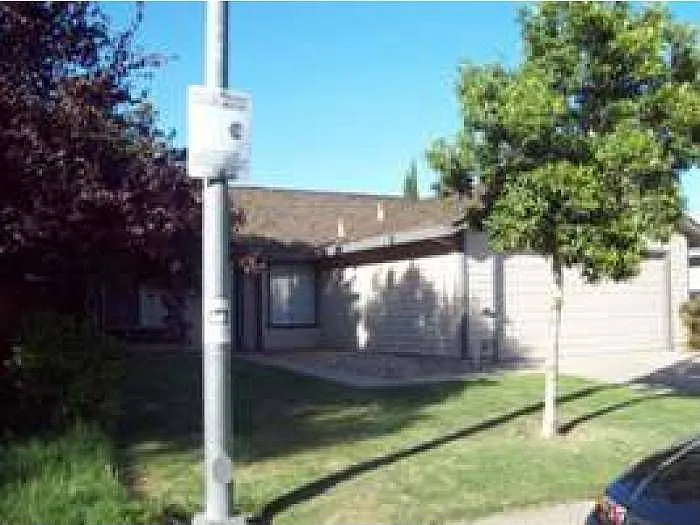 517 Ramsey Dr photo 1