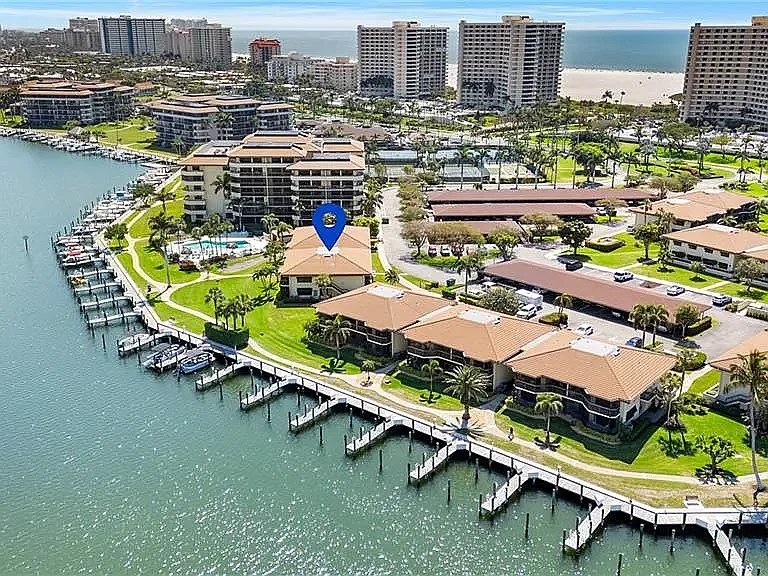 579 Seaview Ct #2 — Photo 37