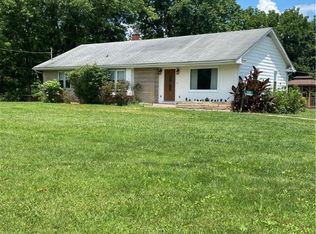 550 State Route 555, Little Hocking, OH 45742