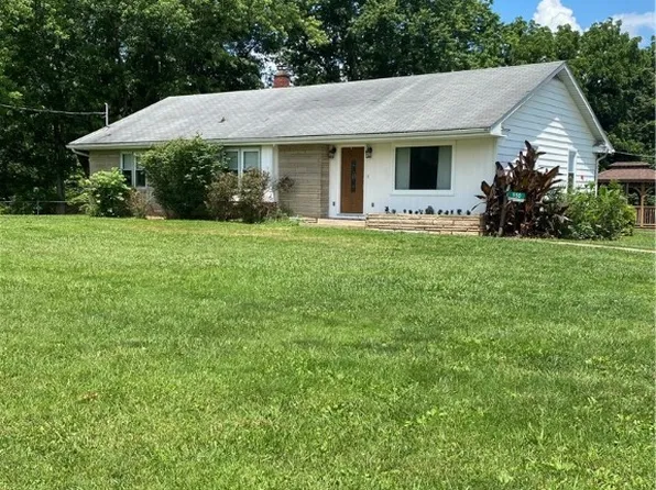550 State Route 555, Little Hocking, OH 45742