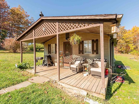 4th image of 7 Rocky Ln