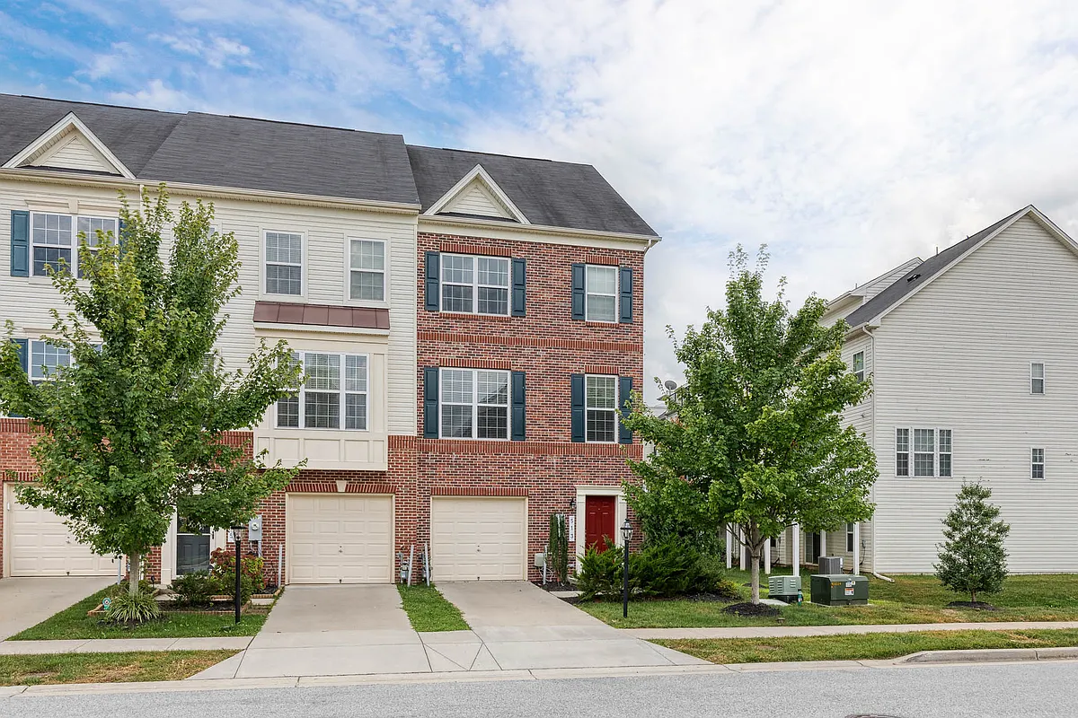 Building Photo - 513 Bluffton Dr