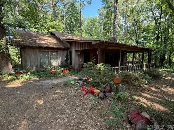 5107 Middle Warren Rd, Pine Bluff, AR 71603