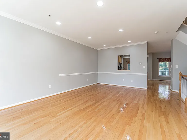 4858 Lee Hollow Pl — Photo 4