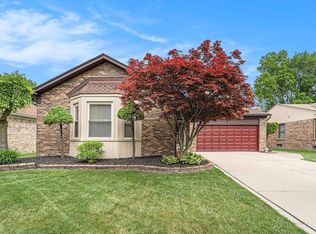 28142 Saint Louise Dr, Warren, MI