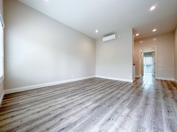 2nd image of 6450 Lexington Ave #45