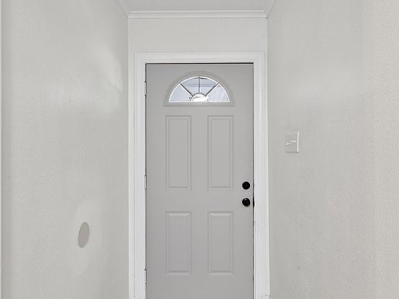 4th image of 4502 Tibbs St