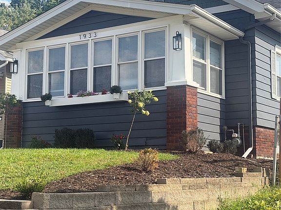2nd image of 1933 Higley Ave SE