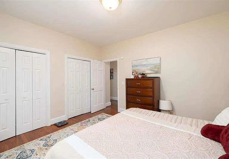 160 Clipper Bay Dr — Photo 17