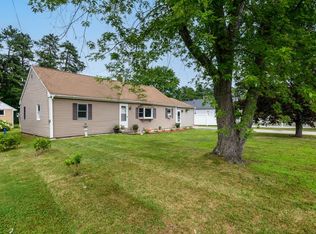 17 Allard St, Concord, NH 03301