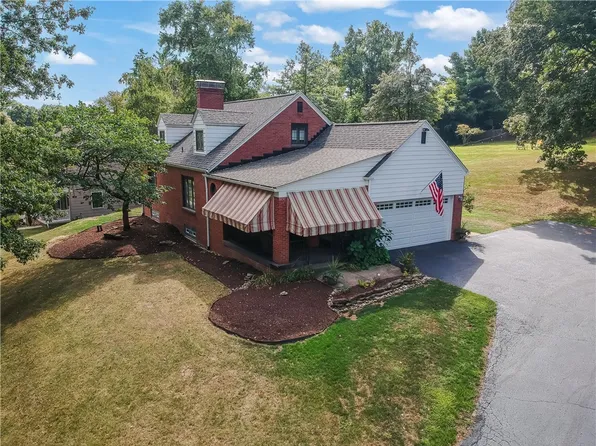 5800 Kings School Rd, Bethel Park, PA 15102