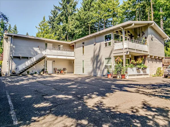 7929 196th St SW APT 3, Edmonds, WA 98026