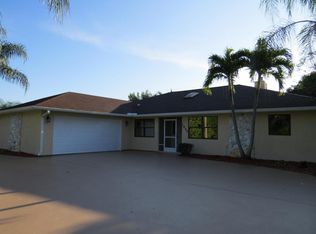 1457 SE Ladner St, Port Saint Lucie, FL 34983