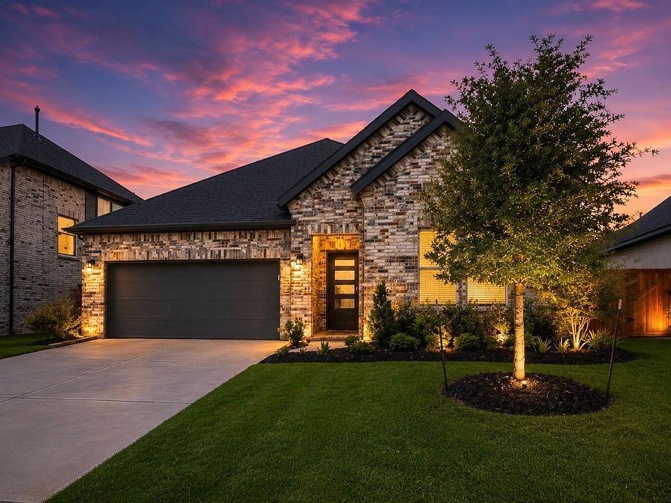 1st image of 31915 Sky Ridge Ln