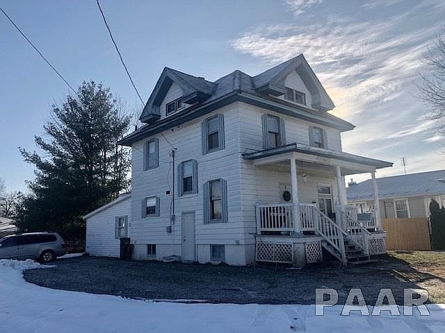 2nd image of 1211 S Seminary St