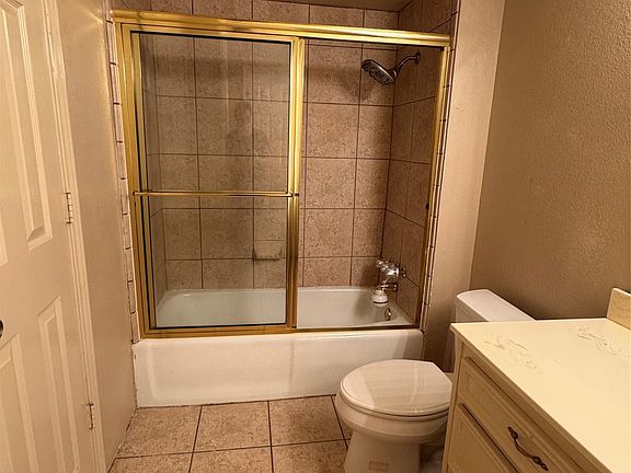 5th image of 202 Suntide Dr