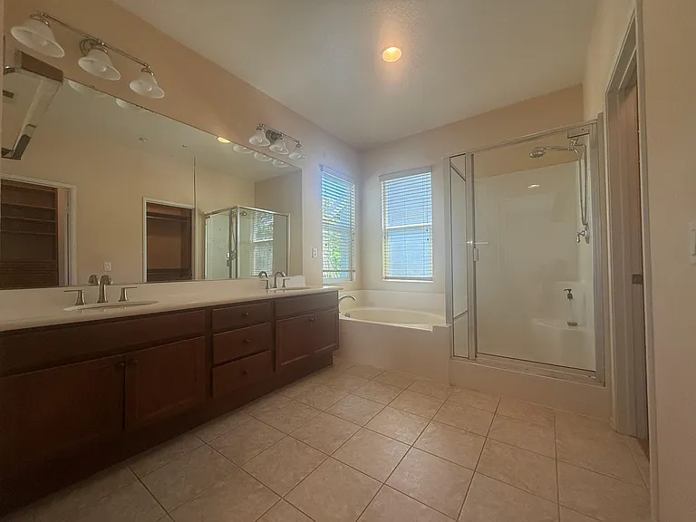 10058 Baylee Ln — Photo 13