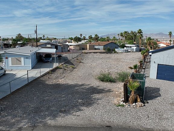 4th image of 1080 Sahuaro Drive