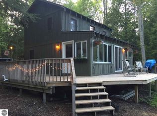 1207 Smith Rd, Beulah, MI 49617