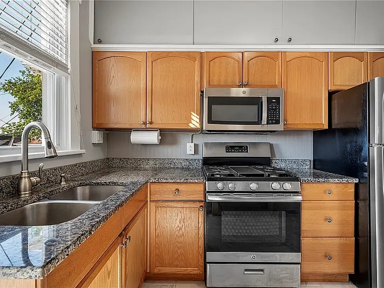 3059 Texas Ave — Photo 14
