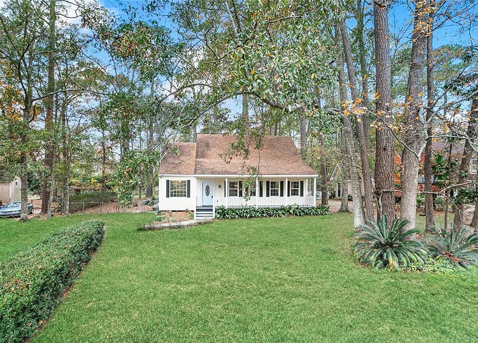 1st image of 520 Holm Oak Ln