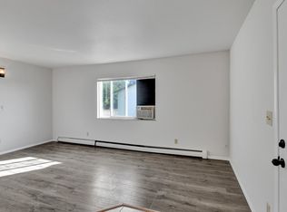 1040 Western Dr APT 4, Colorado Springs, CO 80915