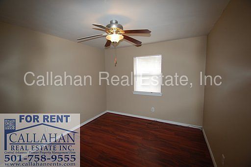 3rd image of 202 Autumnbrook Cir