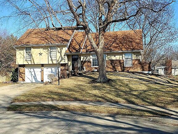 2nd image of 4005 N 30th St