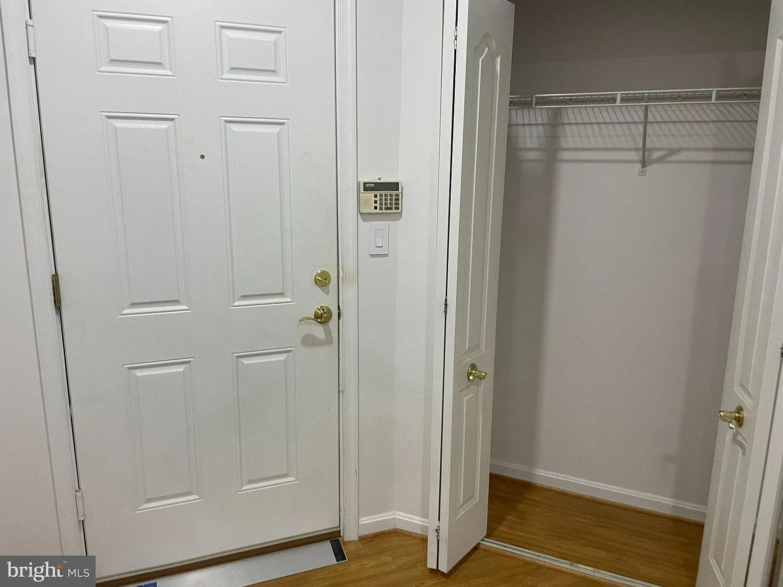 Carrdinal Place Condo — Photo 3