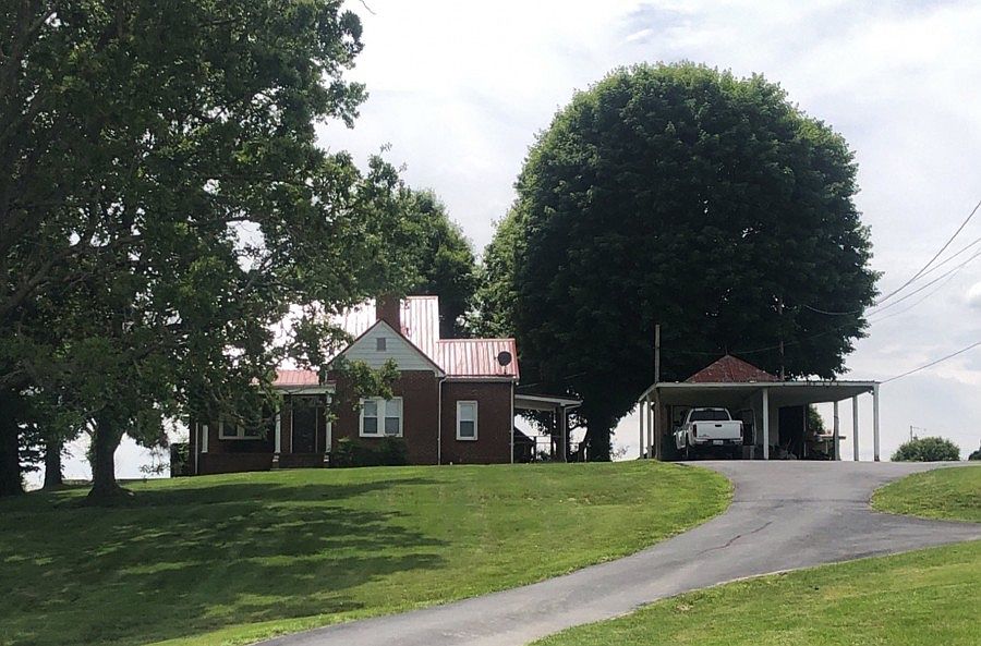 1st image of 2658 Highway 81 N